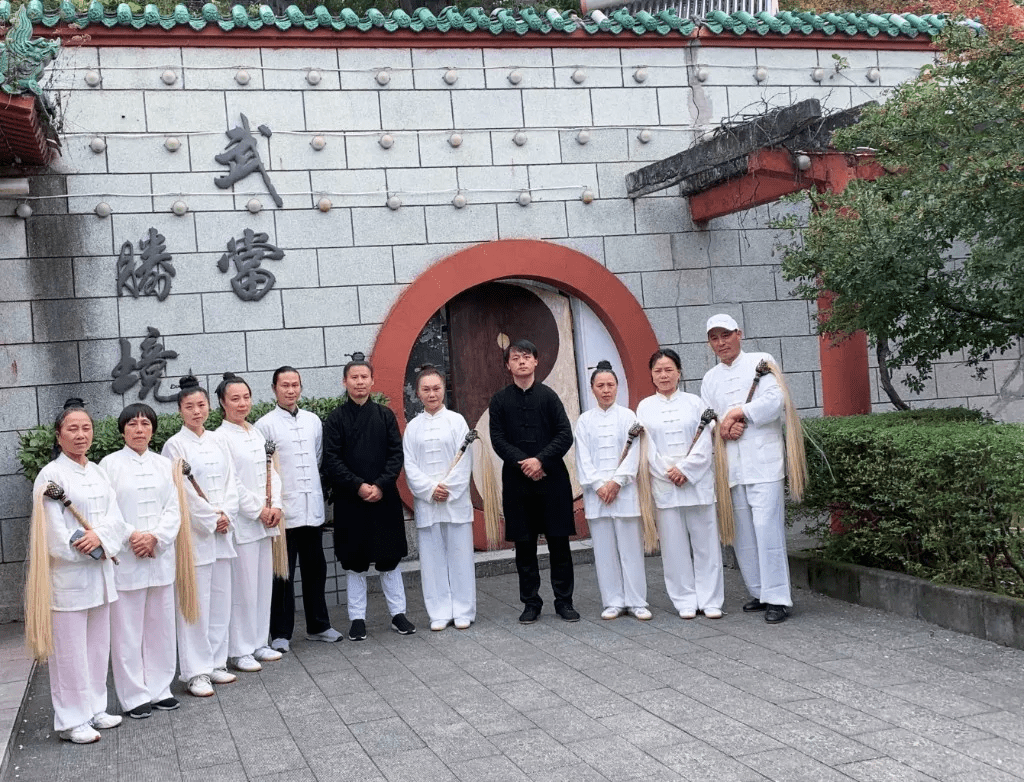 Teacher wendy is in Mount Wudang