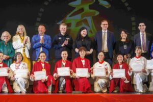 awards at the Mid-Autumn Tai Chi event